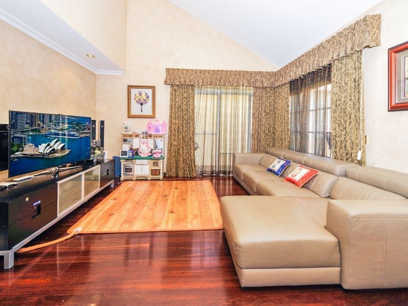 31 The Serpentine, Kensington NSW 2033