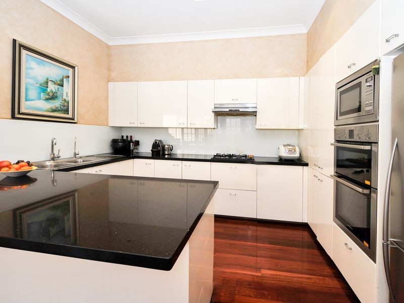31 The Serpentine, Kensington NSW 2033
