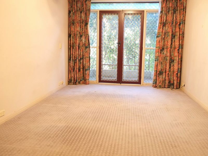 87 Brompton Road, Kensington NSW 2033