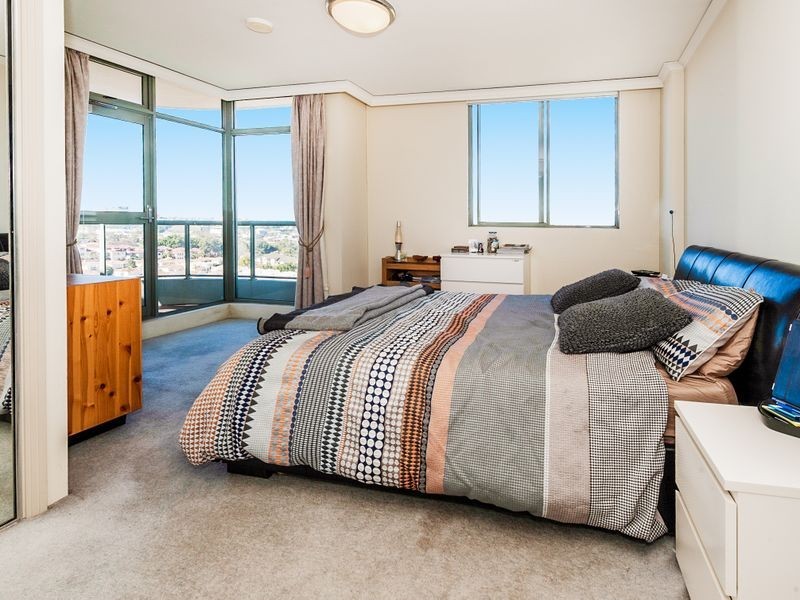 1302/97 Brompton road, Kensington NSW 2033