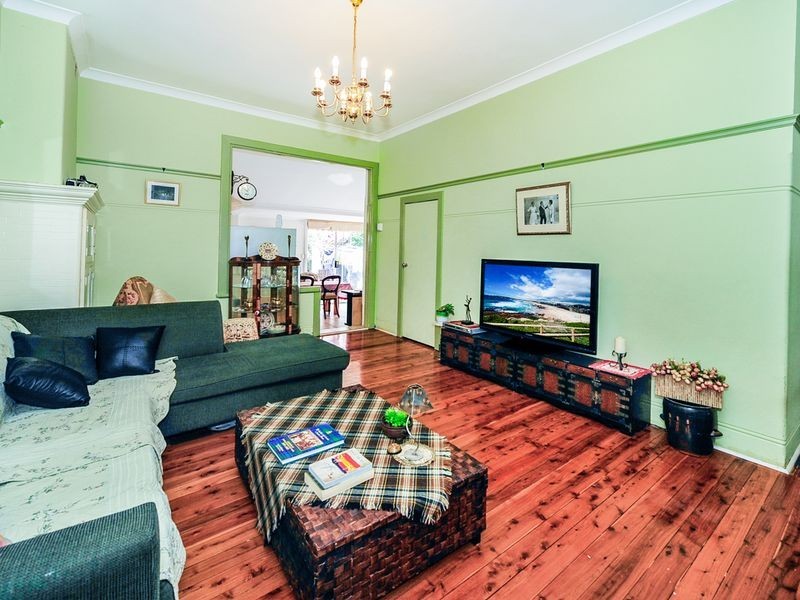 12 Endeavour road, Daceyville NSW 2032