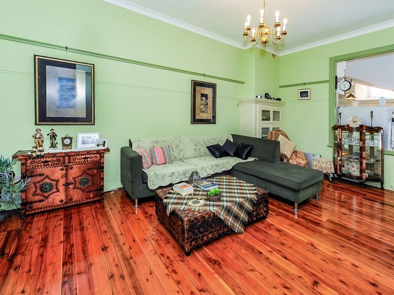 12 Endeavour road, Daceyville NSW 2032