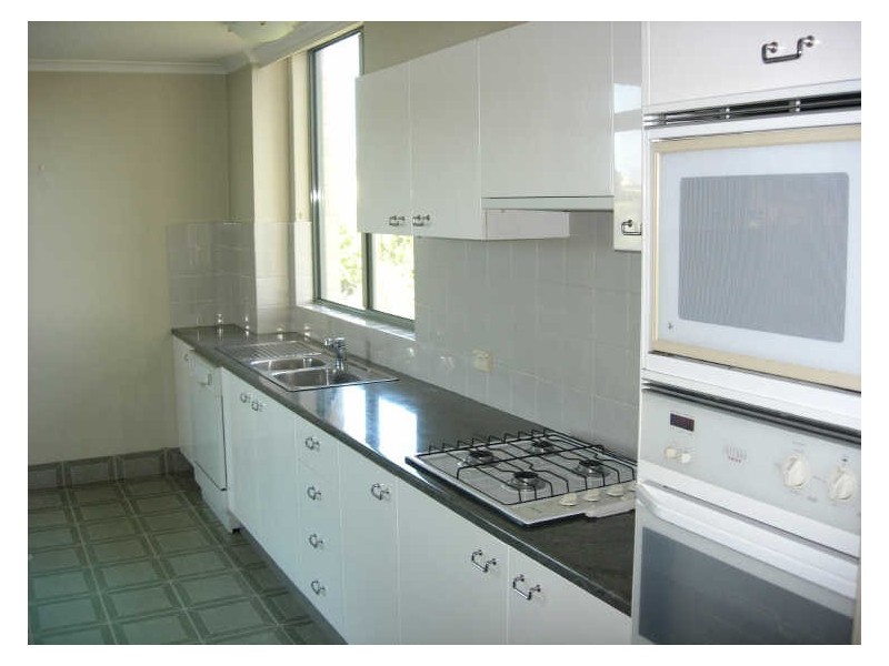 95 Brompton Rd, Kensington NSW 2033