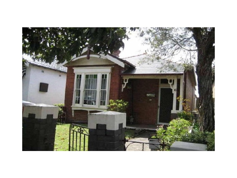 16 Grosvenor St, Kensington NSW 2033