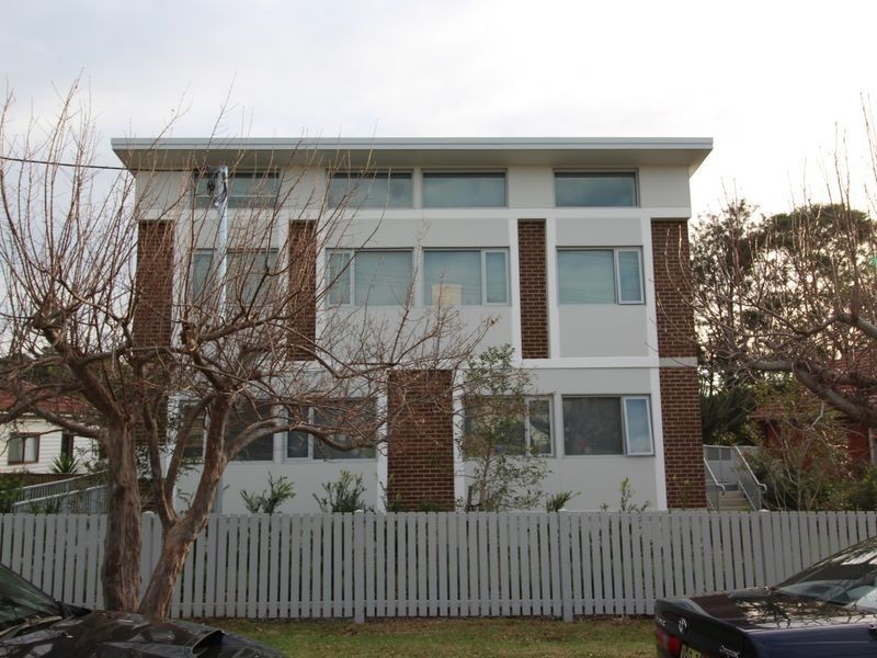 6B Gwynne Street, Gwynneville NSW 2500