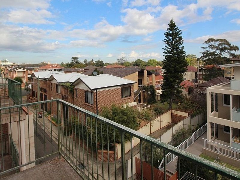 231 Anzac Pde, Kingsford NSW 2032