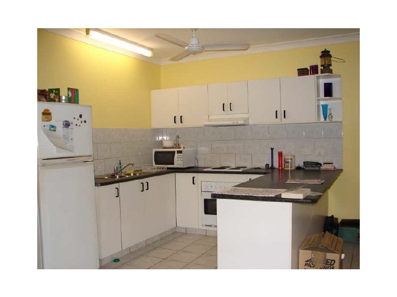 2/26 Forrest Parade, Bakewell NT 0832