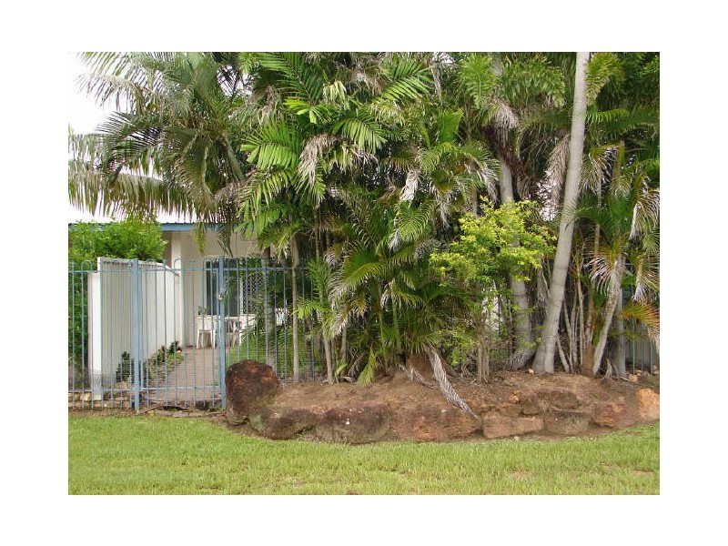 2/26 Forrest Parade, Bakewell NT 0832