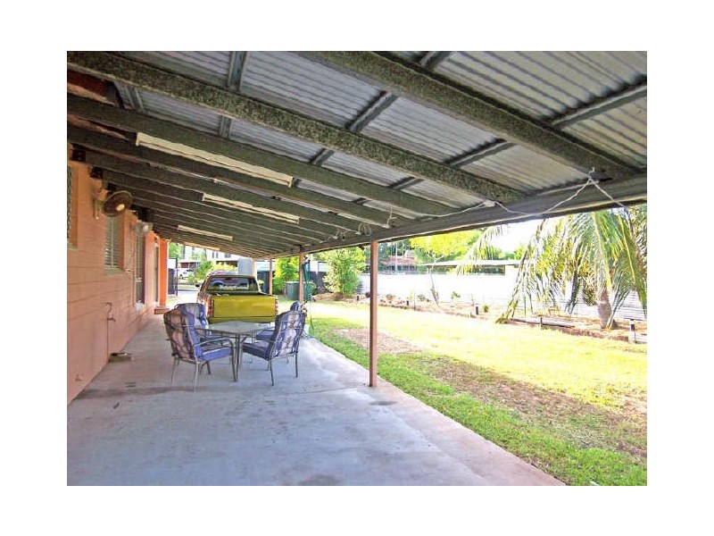 5 Paqualin Road, Malak NT 0812