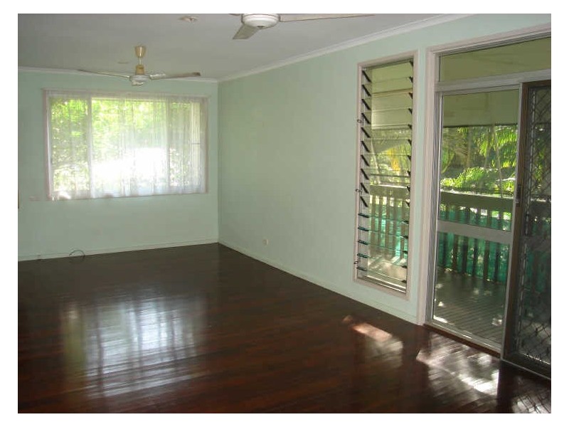 5 Eaton Place, Karama NT 0812