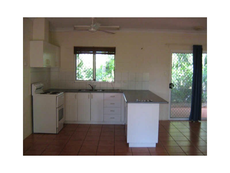 8 Behm Court, Bakewell NT 0832