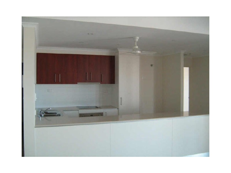 12/96 Woods Street, Darwin NT 0800