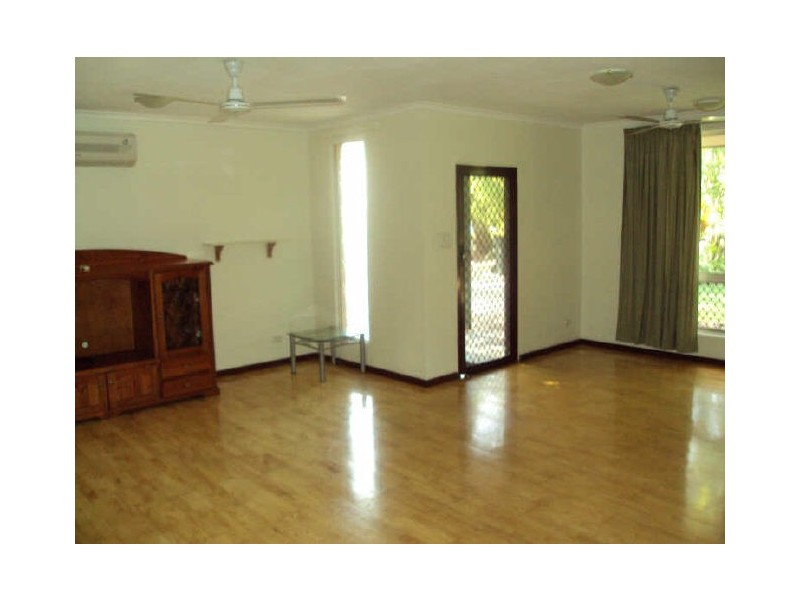 33 Eaton Place, Karama NT 0812
