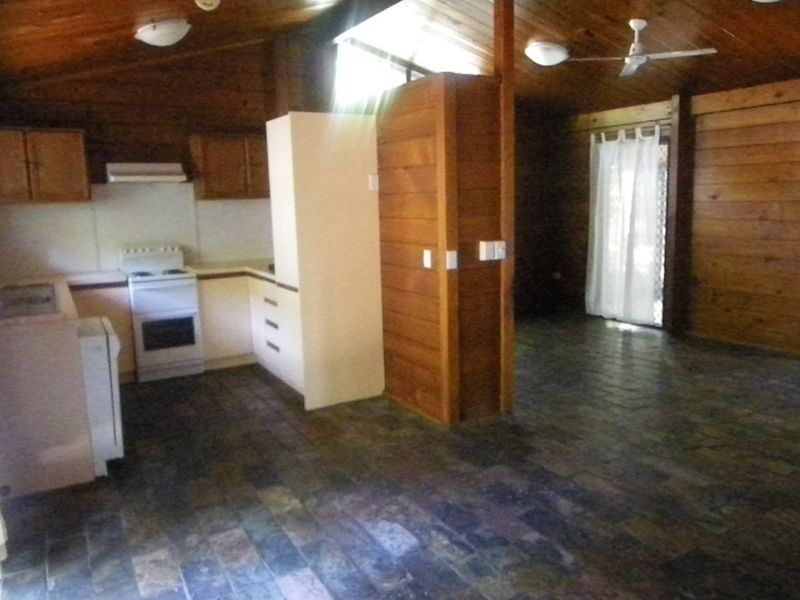5 Peters Street, Coconut Grove NT 0810