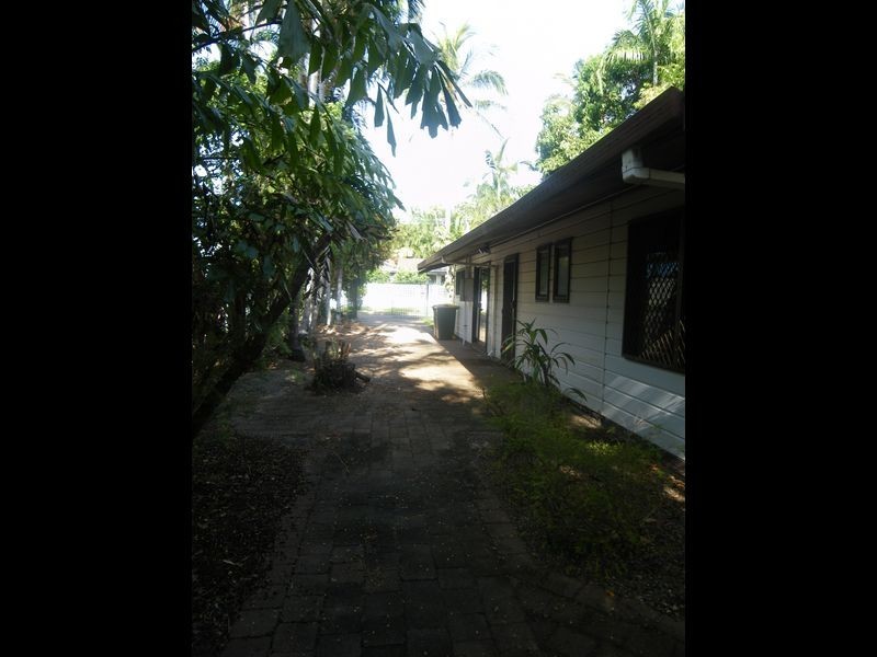 5 Peters Street, Coconut Grove NT 0810