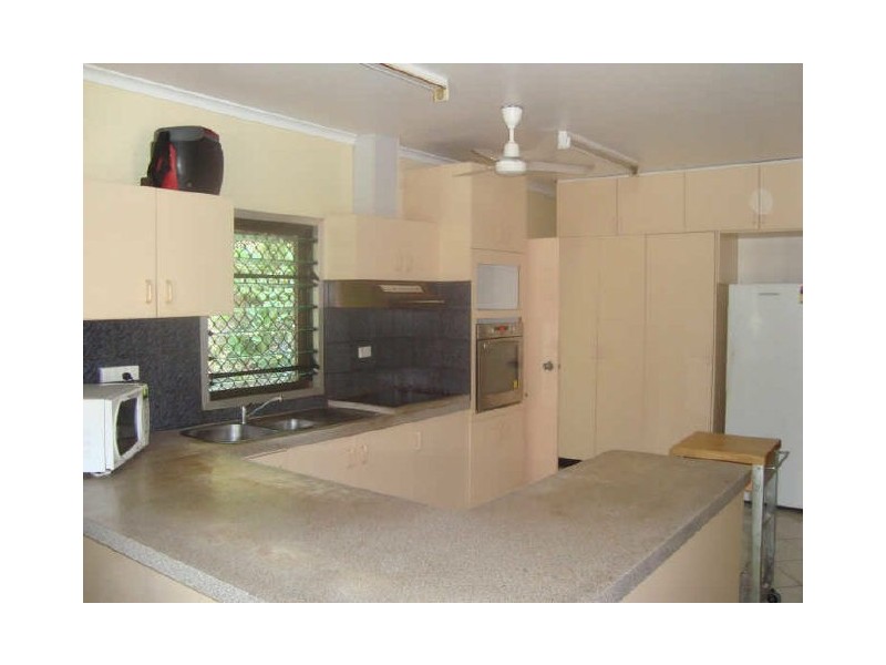 99 Tiwi Gardens Road, Tiwi NT 0810
