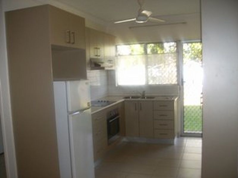 2/148 Dickward Drive, Coconut Grove NT 0810