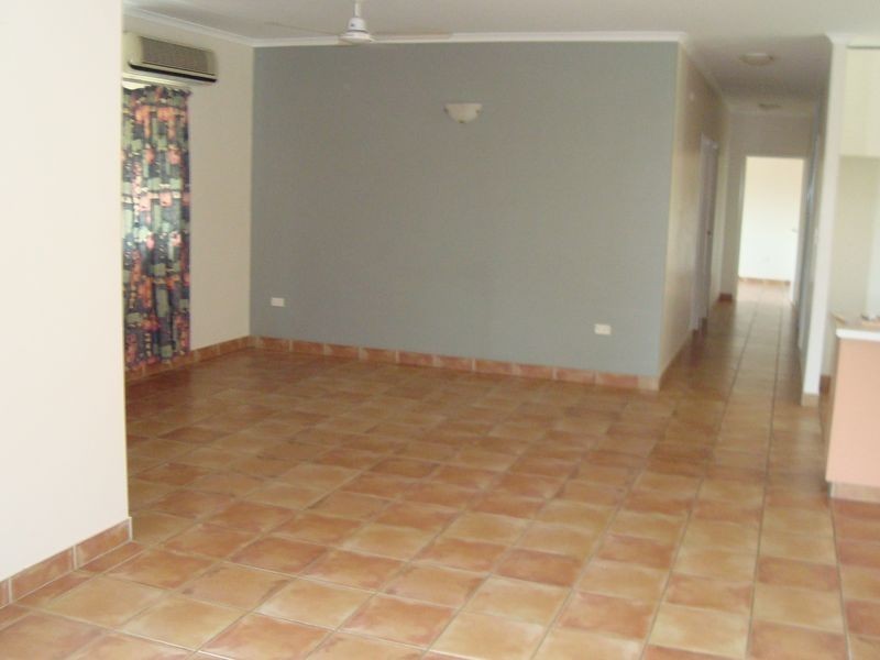 2/19 Athanasiou Drive, Coconut Grove NT 0810