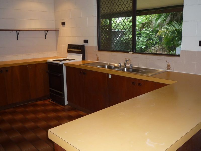 10 Eucla Court, Karama NT 0812