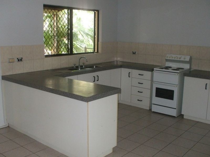 2 Luther Court, Gray NT 0830