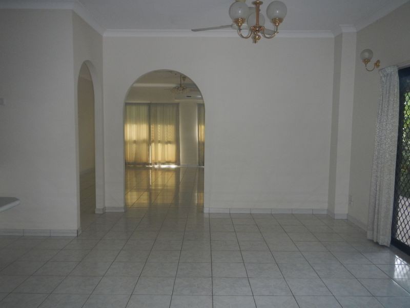 8 Lippia Court, Karama NT 0812