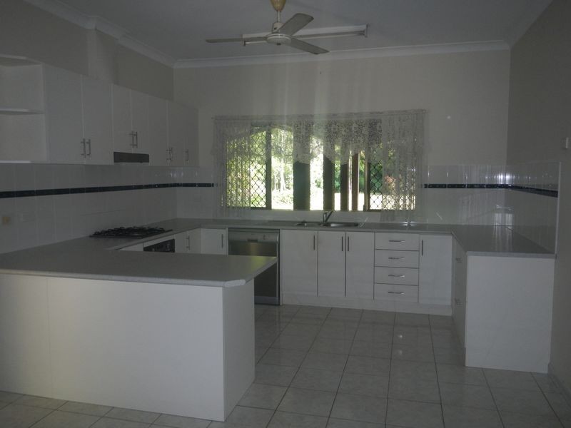 8 Lippia Court, Karama NT 0812