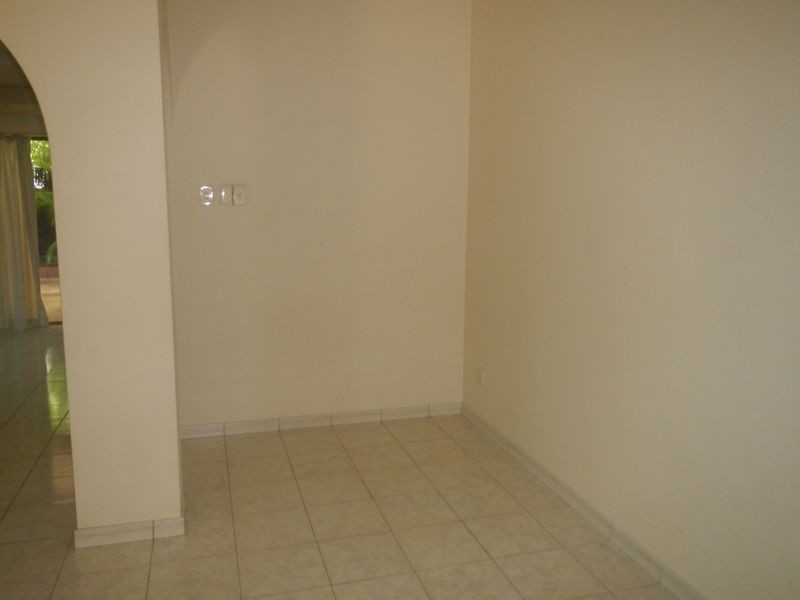 8 Lippia Court, Karama NT 0812