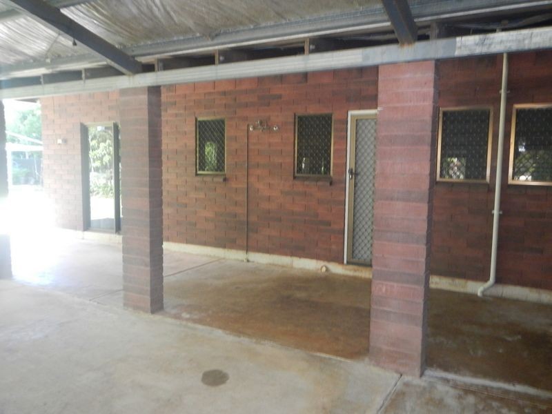 8 Lippia Court, Karama NT 0812