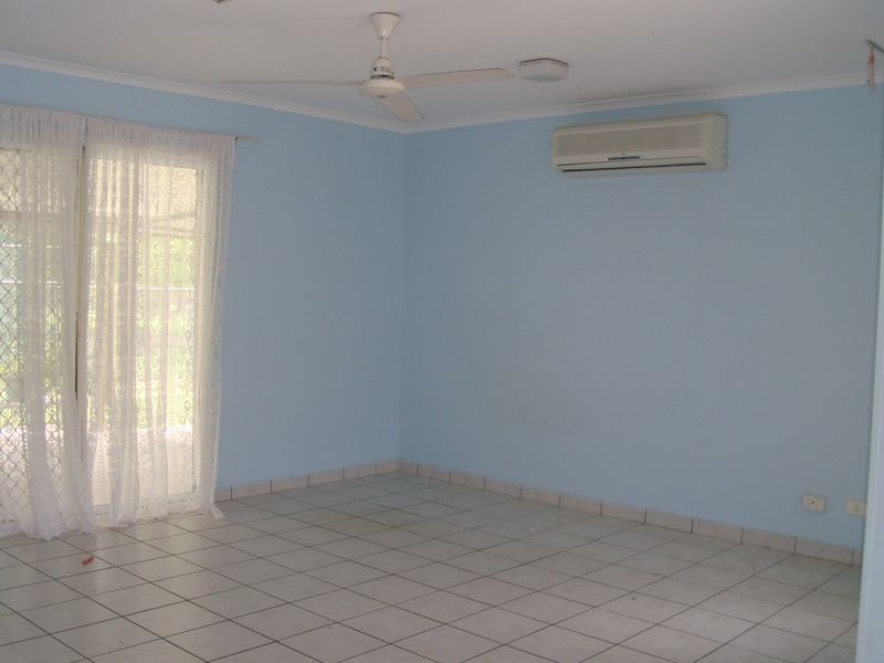 8 Radge Court, Malak NT 0812