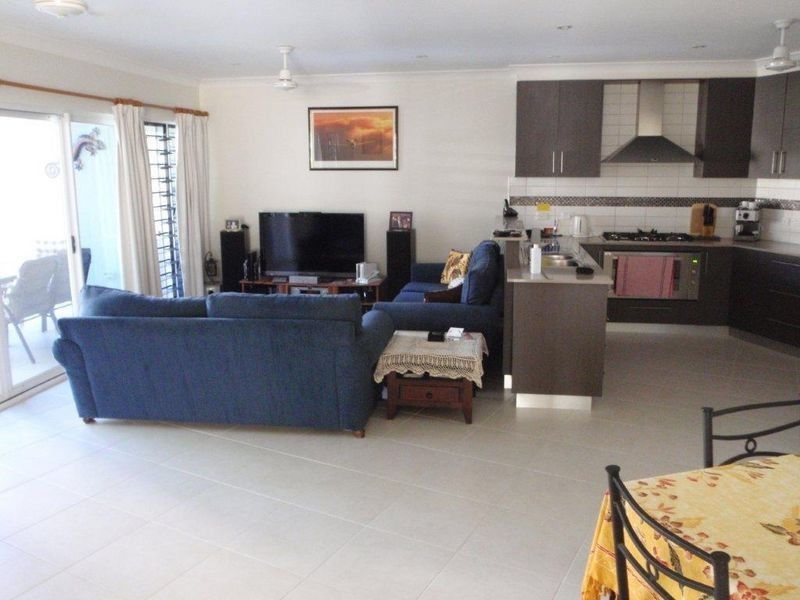 7/11 Villafloor Crescent, Woolner NT 0820