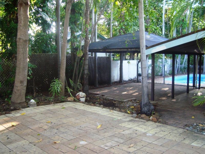 5 Peters Street, Coconut Grove NT 0810