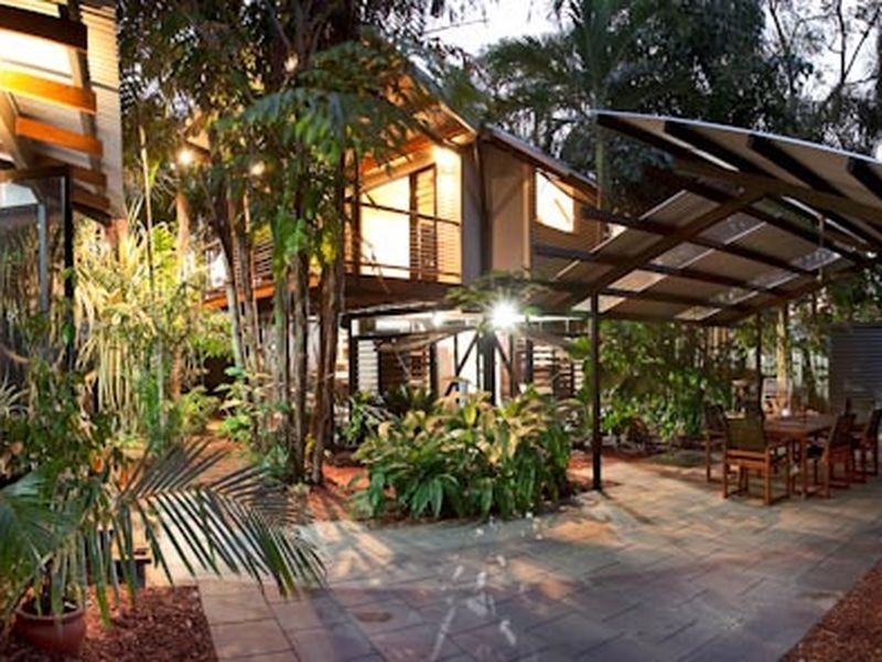 TROPPO ART Chapman Road, Rapid Creek NT 0810