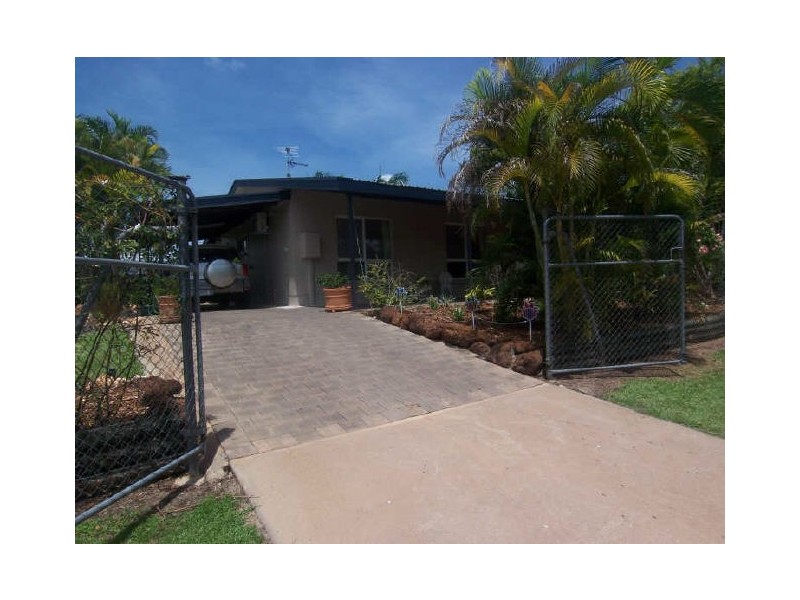 18 Stint Court, Bakewell NT 0832