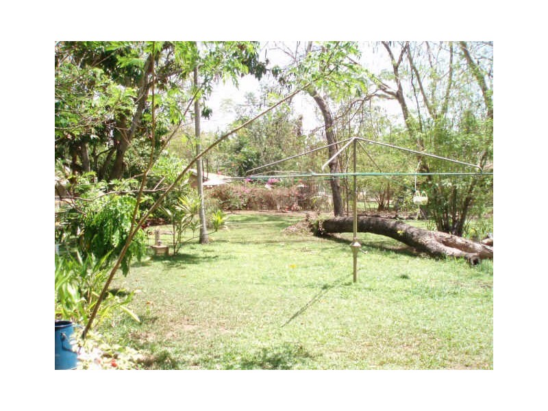 15 Kirra Crescent, Batchelor NT 0845