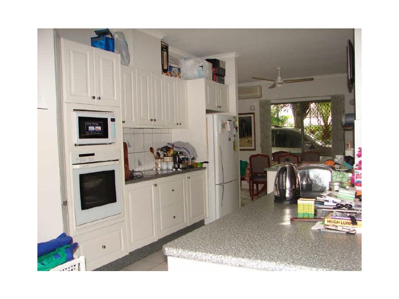10 Lobelia Court, Rosebery NT 0832