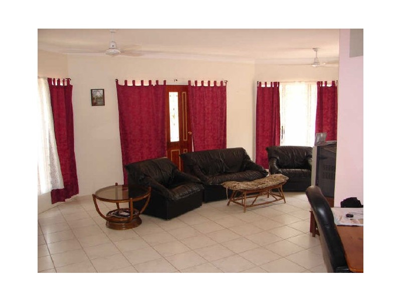 10 Redshank Court, Bakewell NT 0832