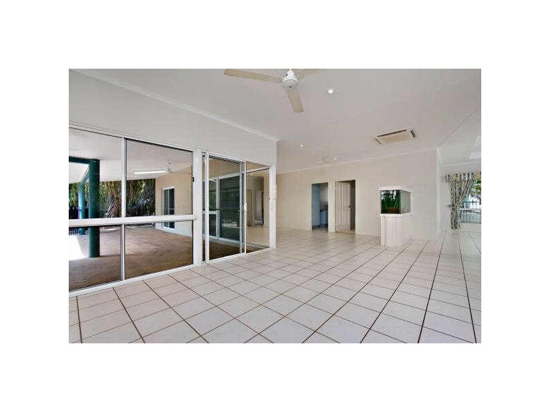 34 Stoddart Drive, Bayview NT 0820