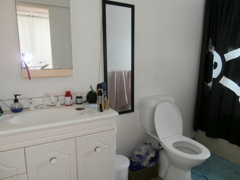 16 Wearing Crescent, Karama NT 0812