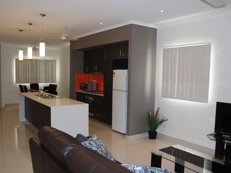 408/250 Farrar Boulevard, Bakewell NT 0832