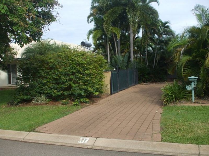 11 Harvard Grove, Durack NT 0830