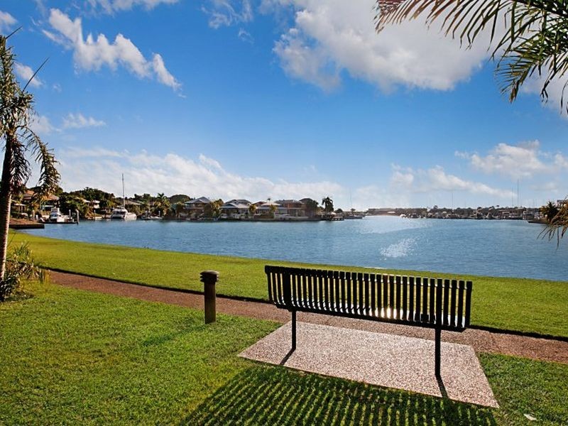 Cullen Bay NT 0820