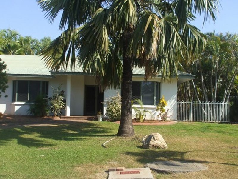 10 Lobelia Court, Rosebery NT 0832