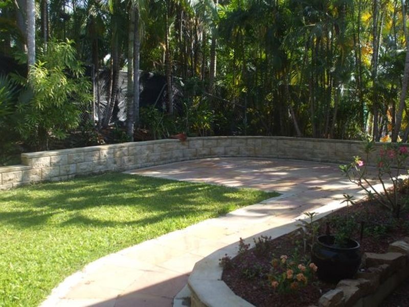 10 Lobelia Court, Rosebery NT 0832