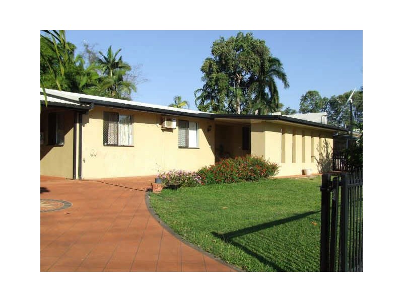 6 Brayshaw Crescent, Millner NT 0810