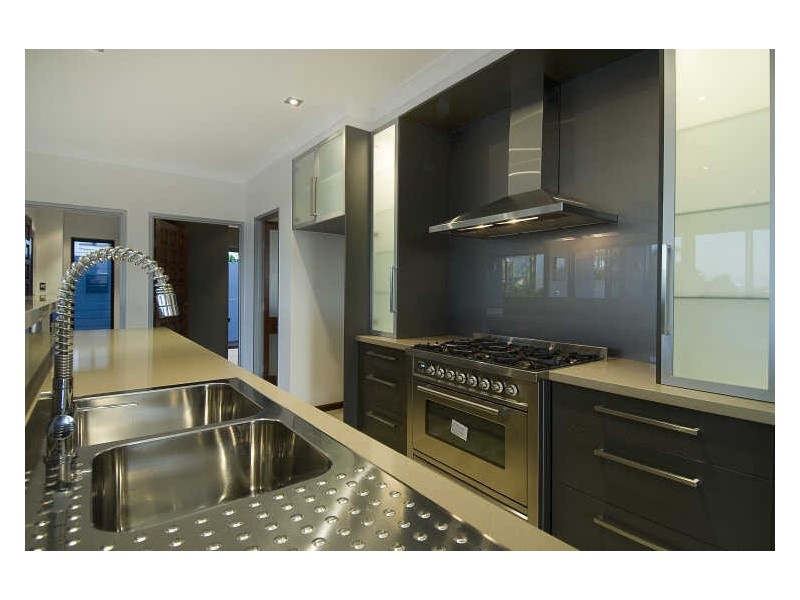 12 Trochus Crescent, Woolner NT 0820