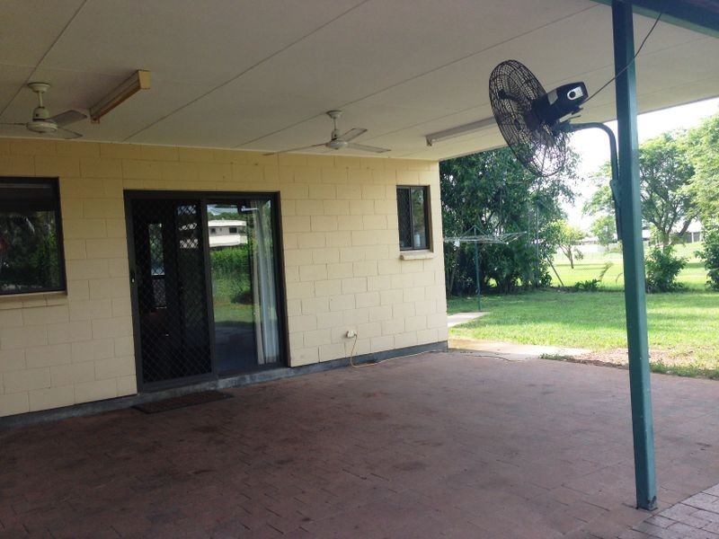 27 Granites Drive, Rosebery NT 0832