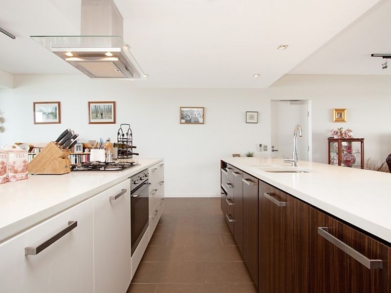 329/19B Kitchener Drive, Darwin NT 0800