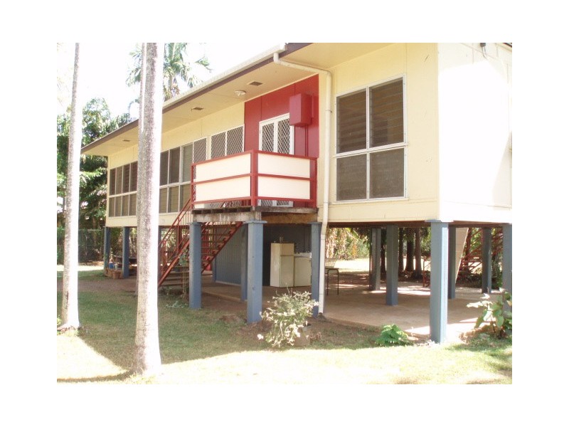 17 Turana Street, Batchelor NT 0845