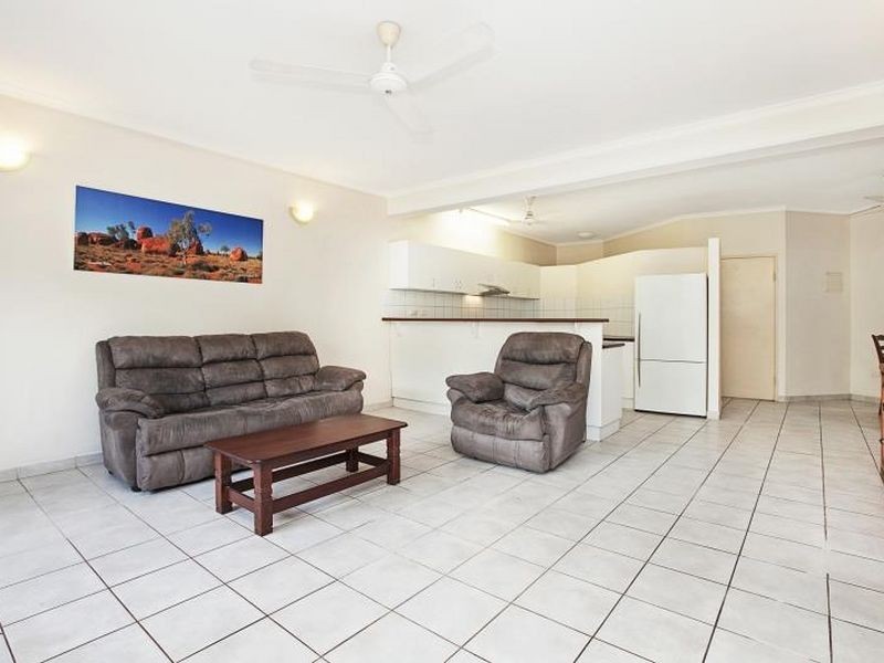 21/11 Chong Wee Avenue, Woolner NT 0820