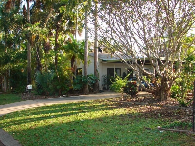 8 Landers Court, Gray NT 0830